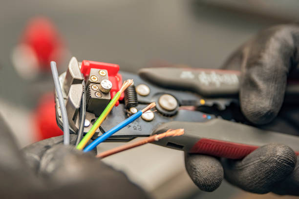 Professional Electrician in Jupiter Farms, FL